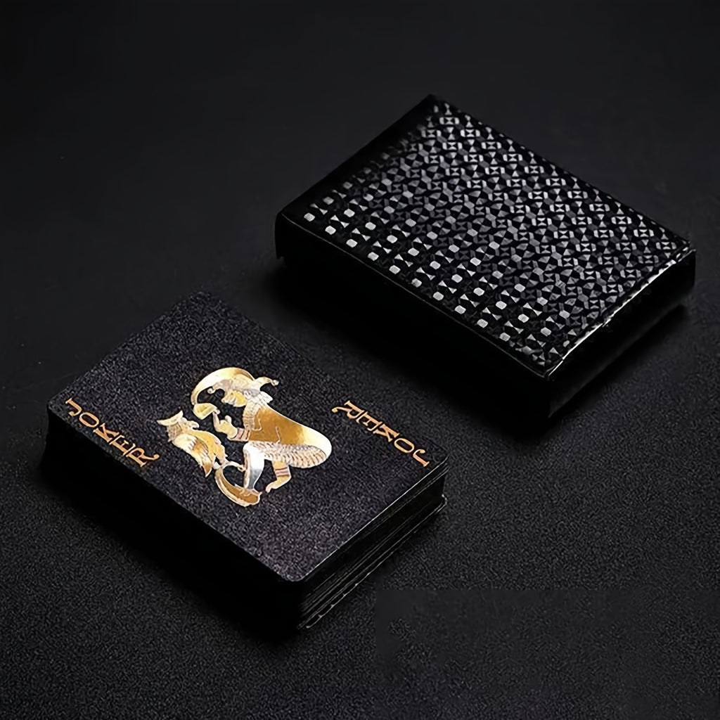 Mat¨¦riel PVC imperm¨¦able de haute qualit¨¦, adapt¨¦ aux amateurs de jeux de soci¨¦t¨¦ et de f¨ºtes. Jeu de cartes flexible avec bo?te, utilis¨¦ pour les f¨ºtes de fin d'ann¨¦e et les cadeaux pour les amis et la famille pendant les festivals.