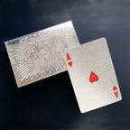 Une carte de jeu en PVC imperm¨¦able et durable - Fabriqu¨¦e en plastique rigide ¨¦pais, id¨¦ale pour toute occasion - une excellente choix pour les f¨ºtes en plein air et les activit¨¦s de loisirs en famille.