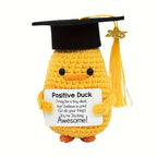 2025 Cadeau de Dipl?mation - Canard Mignon avec Toque et Carte, Pr¨¦sent Unique Tiss¨¦ ¨¤ la Main Parfait pour les ¨¦tudiantes Universitaires, Id¨¦al pour les F¨ºtes de Remise des Dipl?mes