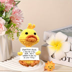 Jouet Canard Crochet Joyeux avec Carte Inspirante - Poup¨¦e en Laine Tricot¨¦e ¨¤ la Mode Mignonne pour ¨¦motions Positives, Parfaite pour Cadeaux de No?l et d'Anniversaire, D¨¦corations de F¨ºte